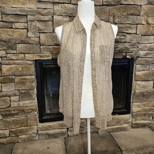 Liz Claiborne Brown Patterned Top